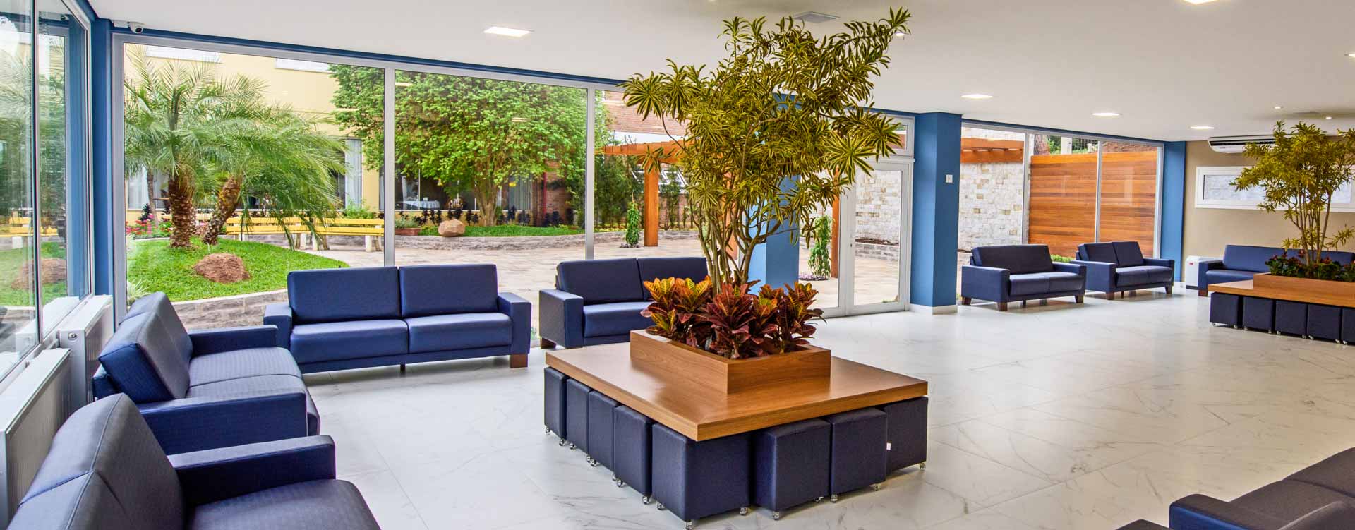 Sala de espera moderna e aconchegante